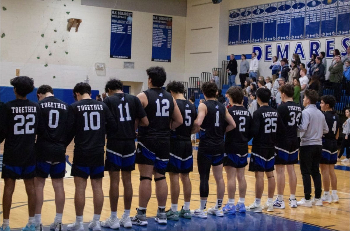 NVD boys basketball team.