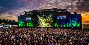Large summer concert